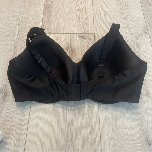 Playtex Secrets Perfectly Smooth Underwire Black Bra Plus Size 44D - Picture 4 of 9